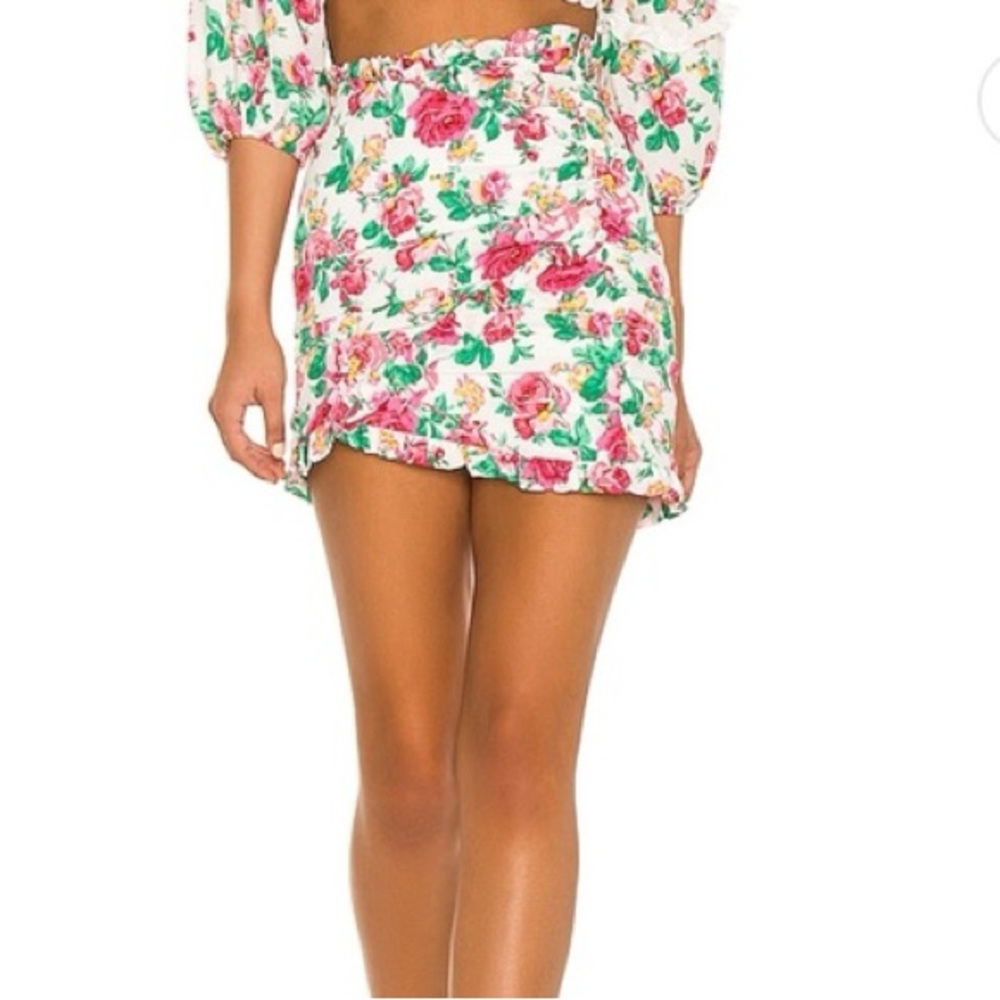NWT For Love or Lemons Willa floral rose pattern skirt in size medium